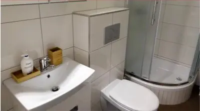 Ein Badezimmer in der Unterkunft Between Schönbrunn and the City Center l LF31