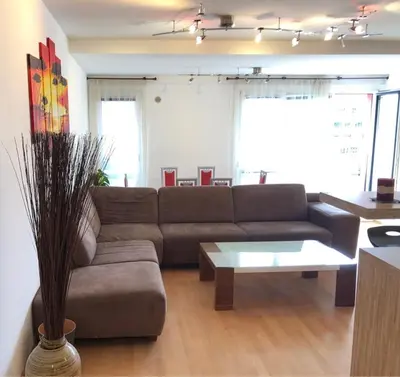 Ein Sitzbereich in der Unterkunft Bright apartment with a free parking garage @ Wienerberg