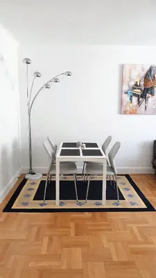 Ein Bett oder Betten in einem Zimmer der Unterkunft Wonderful 2-Bedroom Belvedere Apartment