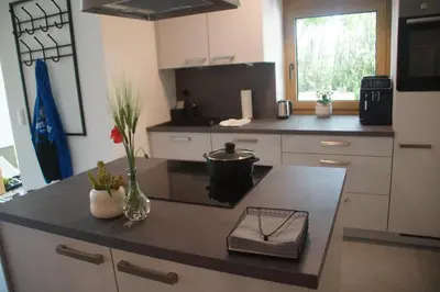Küche/Küchenzeile in der Unterkunft Kirschbluetenappartements