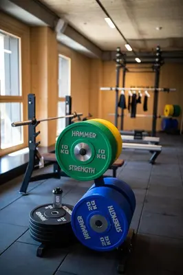 Das Fitnesscenter und/oder die Fitnesseinrichtungen in der Unterkunft DORMERO HoHo Wien