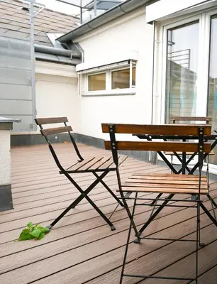 Ein Balkon oder eine Terrasse in der Unterkunft Modern Suite City Center