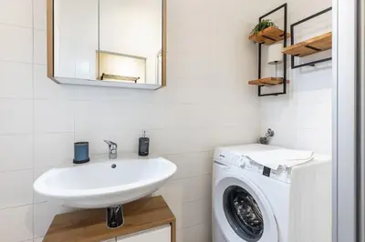 Ein Badezimmer in der Unterkunft Cozy Studio Apartment Located in Vienna's Vibrant City Center