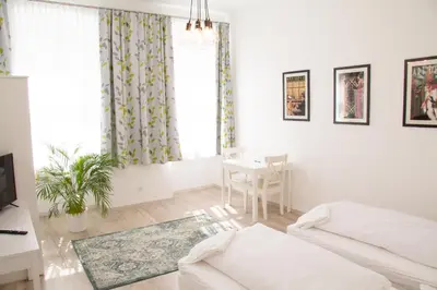 Ein Bett oder Betten in einem Zimmer der Unterkunft Vienna4you App 15 you are welcome
