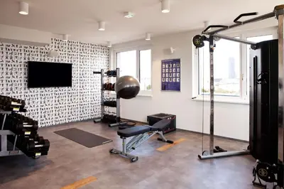 Das Fitnesscenter und/oder die Fitnesseinrichtungen in der Unterkunft Hampton By Hilton Vienna Messe