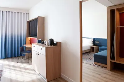 Ein Sitzbereich in der Unterkunft Hampton By Hilton Vienna Messe