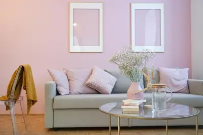 Ein Sitzbereich in der Unterkunft Vibrant Design Apartments - Full Kitchen - Wi-Fi - 18 Mins to City Centre