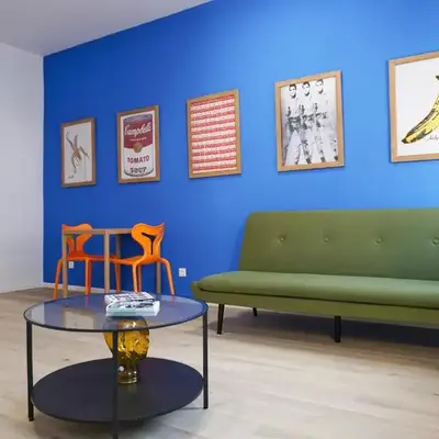 Vibrant Design Apartments - Full Kitchen - Wi-Fi - 18 Mins to City Centre