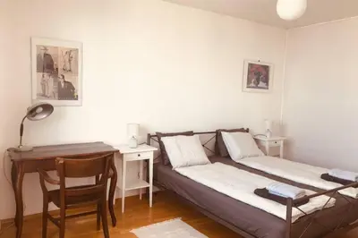 Ein Bett oder Betten in einem Zimmer der Unterkunft Mitten im Achten. Zentrale Wohnung in Wien
