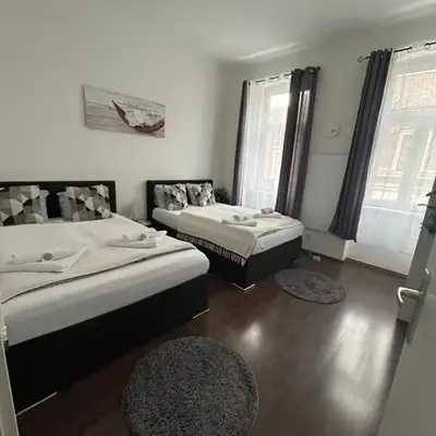 Rover Apartment