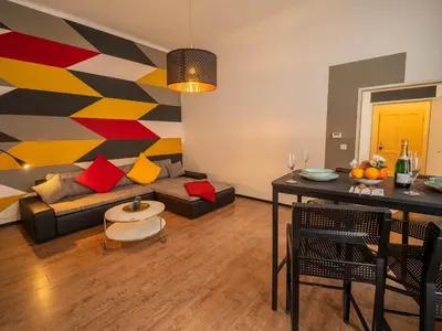 Ein Sitzbereich in der Unterkunft Highlight Apartment Naschmarkt