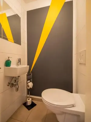 Ein Badezimmer in der Unterkunft Backpacker Apartment Naschmarkt