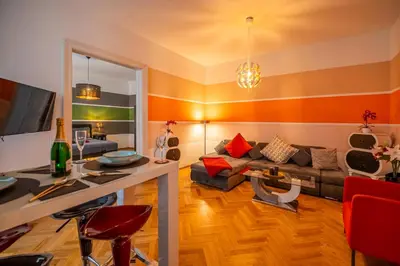 Ein Sitzbereich in der Unterkunft Bright Suite Universitaet Wien