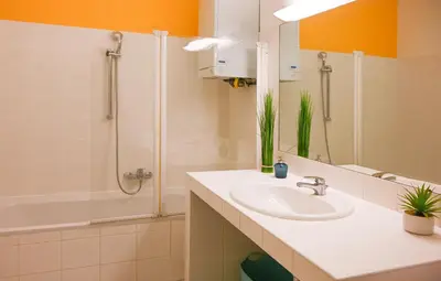 Ein Badezimmer in der Unterkunft Highlight Suite Universitaet Wien