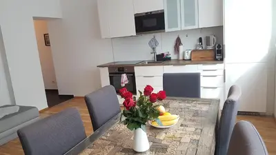 Küche/Küchenzeile in der Unterkunft Moderne Maisonette mit Terrasse