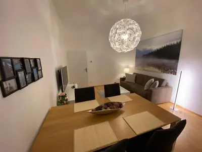 Ein Sitzbereich in der Unterkunft New cozy Apartment, Top location, 12 min to center