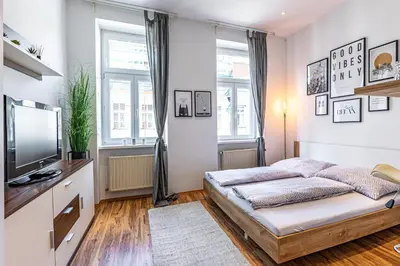 TV/Unterhaltungsangebot in der Unterkunft COZY + TRENDY by JR City Apartments