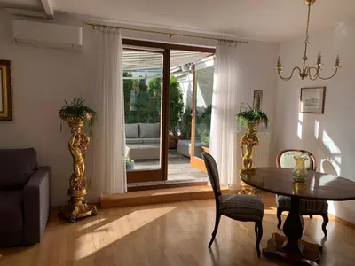 Ein Sitzbereich in der Unterkunft Amadeus Apartment
