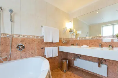 Ein Badezimmer in der Unterkunft Hotel Kaiserhof Wien