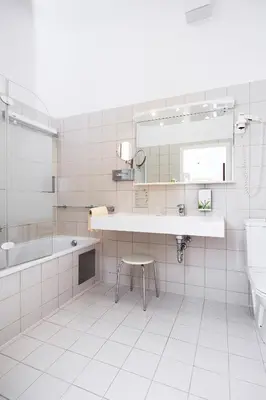 Ein Badezimmer in der Unterkunft Hotel Austria - Wien