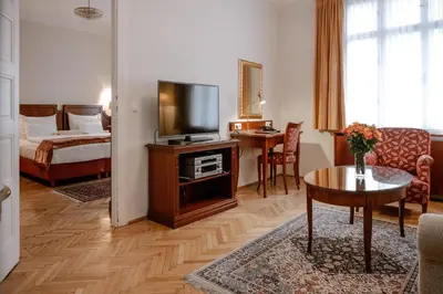 Ein Bett oder Betten in einem Zimmer der Unterkunft Hotel City Central