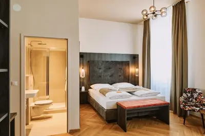 Ein Bett oder Betten in einem Zimmer der Unterkunft Urban Rooms Rathaus - Self Check-In