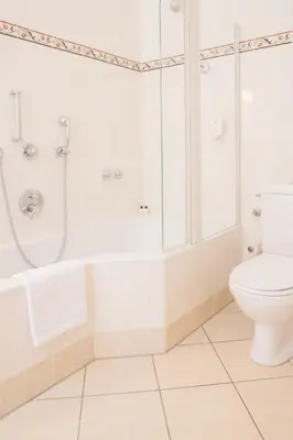 Ein Badezimmer in der Unterkunft Hotel Kaiserin Elisabeth