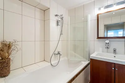 Ein Badezimmer in der Unterkunft Hotel Westbahn