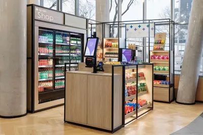 Ein Supermarkt oder andere Läden im Hotel oder in der Nähe