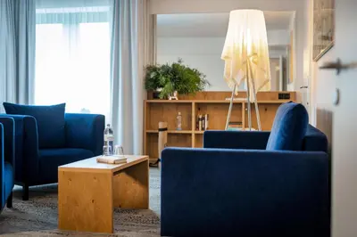 Ein Sitzbereich in der Unterkunft ARCOTEL Wimberger Wien