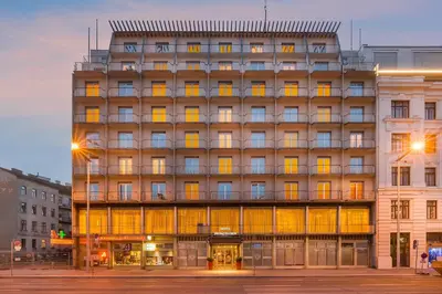 Das Gebäude in dem sich das Hotel befindet