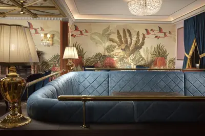 Ein Sitzbereich in der Unterkunft ARTIST Boutique Hotel