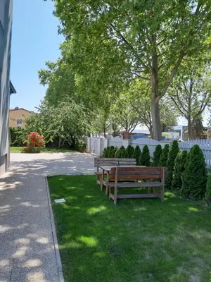 Ein Garten an der Unterkunft Eisenstadt Apartments