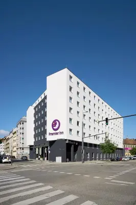 Das Gebäude in dem sich das Hotel befindet