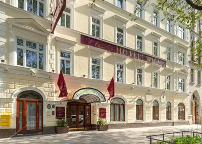 Das Gebäude in dem sich das Hotel befindet
