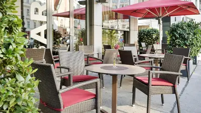 Ein Restaurant oder anderes Speiselokal in der Unterkunft Austria Trend Hotel Europa Wien
