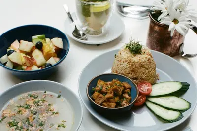 Essen im Hotel oder in der Nähe