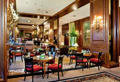 Ein Restaurant oder anderes Speiselokal in der Unterkunft InterContinental Wien by IHG