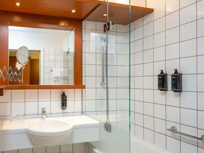 Ein Badezimmer in der Unterkunft Hotel Mercure Wien Westbahnhof