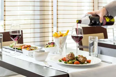 Essen im Hotel oder in der Nähe