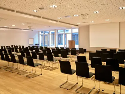 Der Geschäftsbereich oder Konferenzraum in der Unterkunft Flemings Hotel Wien-Stadthalle