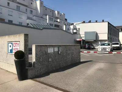 Das Gebäude in dem sich das Hotel befindet