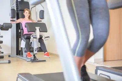 Das Fitnesscenter und/oder die Fitnesseinrichtungen in der Unterkunft Hotel Restaurant Müllner