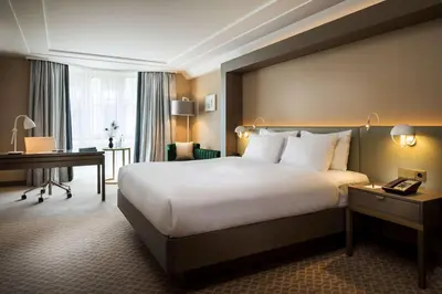 Ein Bett oder Betten in einem Zimmer der Unterkunft Hilton Vienna Plaza