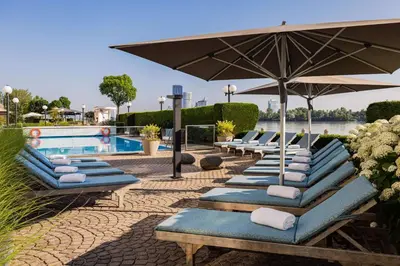 Der Swimmingpool an oder in der Nähe von Hilton Vienna Waterfront