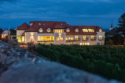 Das Gebäude in dem sich das Hotel befindet