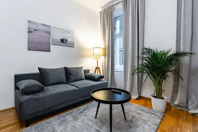 Ein Sitzbereich in der Unterkunft Spacious 3-room apt. 15 min to the city center