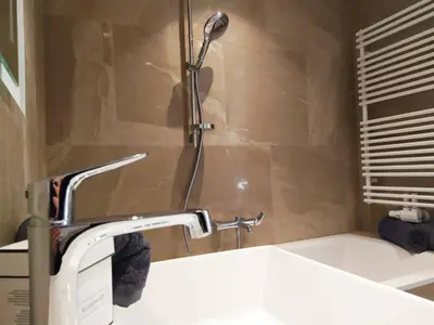 Ein Badezimmer in der Unterkunft Deluxe Parkapartment Vienna City Center - free parking!