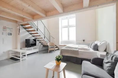 Ein Bett oder Betten in einem Zimmer der Unterkunft Vorgarten Apartments - central, new and stylish for your comfortable stay in Vienna