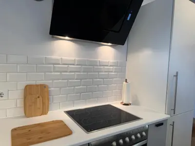 Küche/Küchenzeile in der Unterkunft revLIVING Haus Clara am Berg mit kleinem Garten